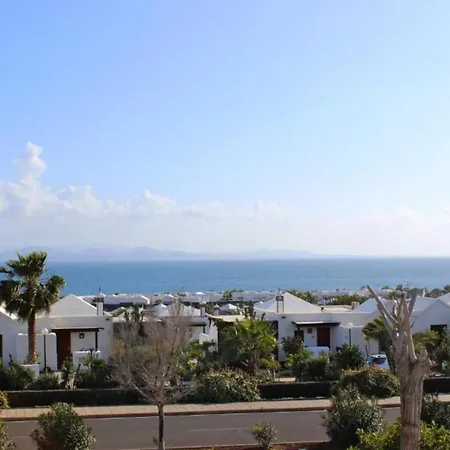 Апартаменти La The One Bedroom With Half Board, Wifi, In Playa Blanca