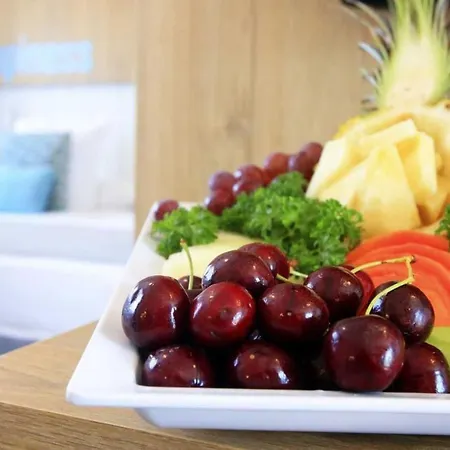 La The One Bedroom With Half Board, Wifi, In Playa Blanca Апартаменты *