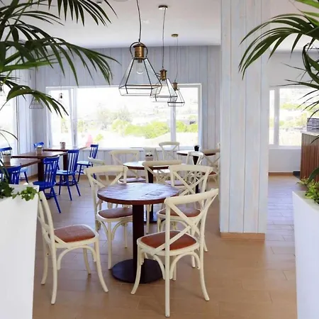 La The One Bedroom With Half Board, Wifi, In Playa Blanca Апартаменты *