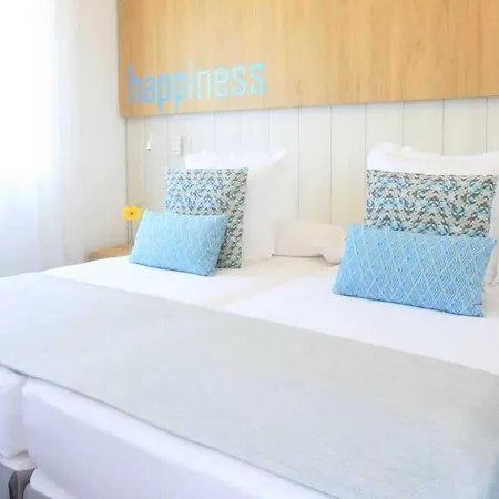 La The One Bedroom With Half Board, Wifi, In Playa Blanca פלאיה בלנקה